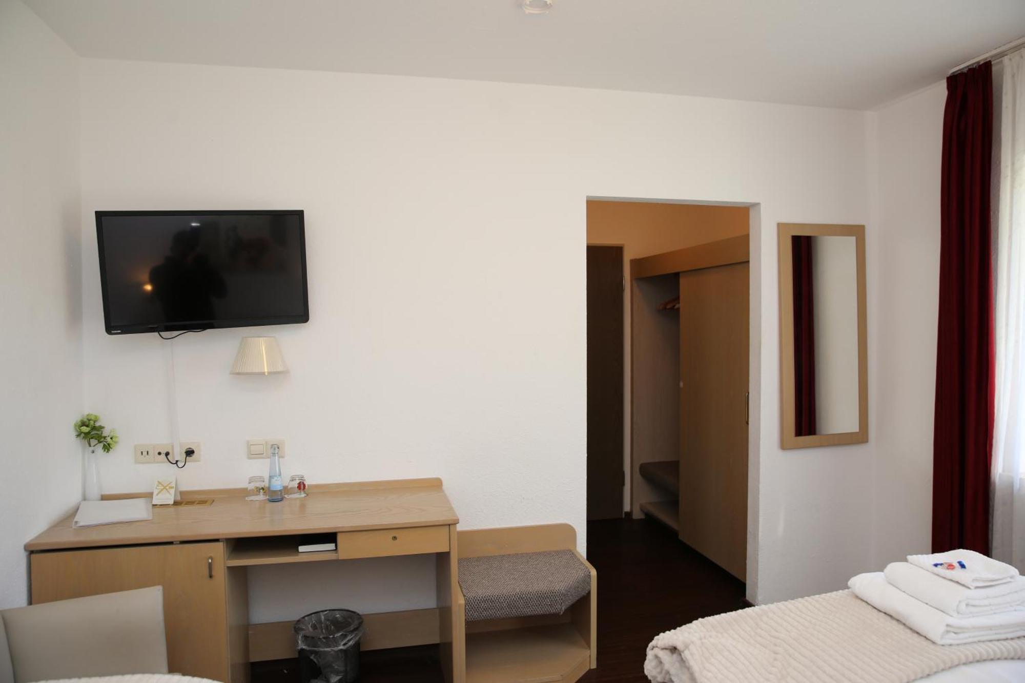 Hotel Garni Alte Post Schallbach Exteriör bild