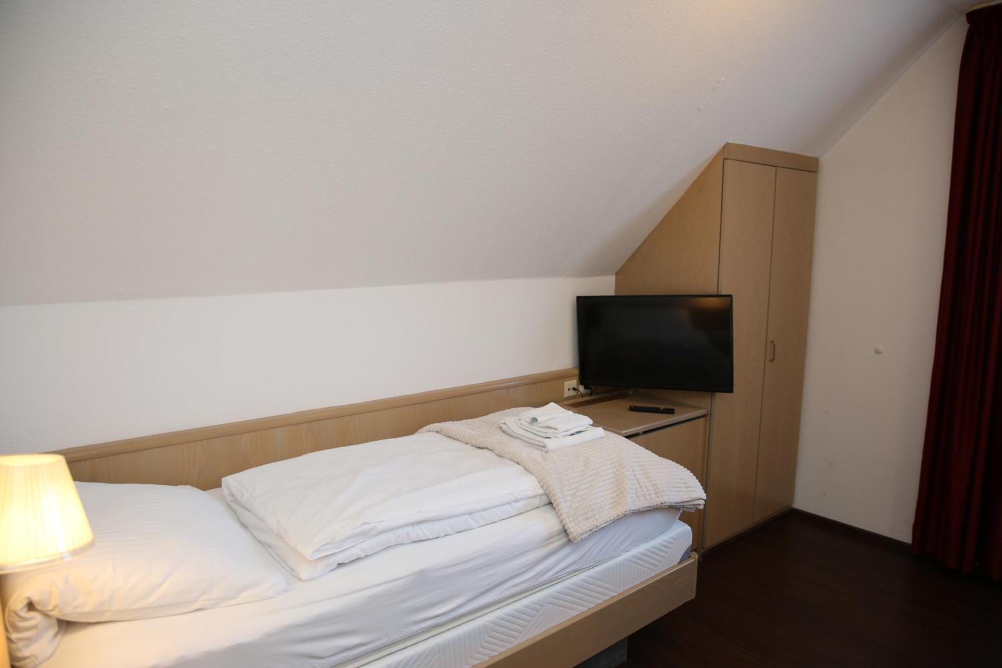 Hotel Garni Alte Post Schallbach Exteriör bild